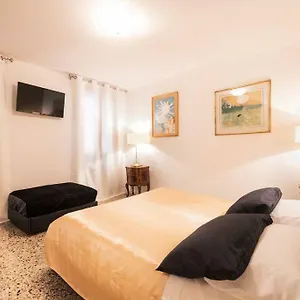 andrea-flat.hotelslidodijesolo.com/